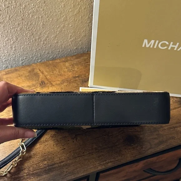 Michael Kors Camouflage Empire Medium Chain Pouchette - Picture 6 of 8
